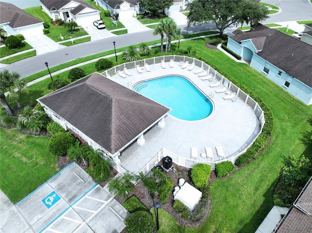 5605 CANNONADE DRIVE, Wesley Chapel, FL 33544