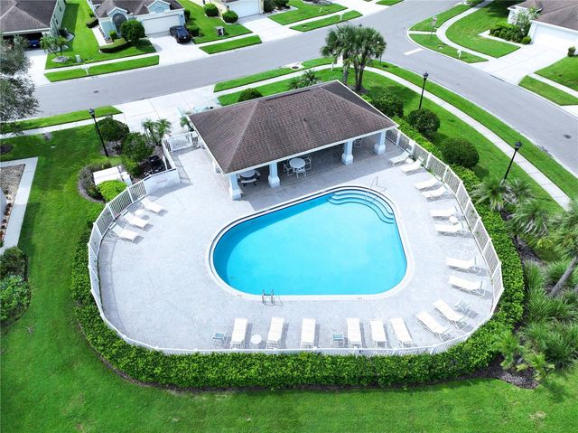 5605 CANNONADE DRIVE, Wesley Chapel, FL 33544