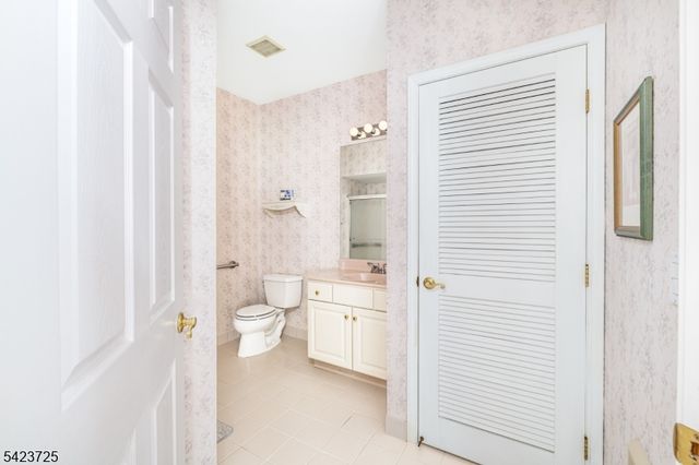 9211 Richmond Rd 211, West Milford Twp., NJ 07480
