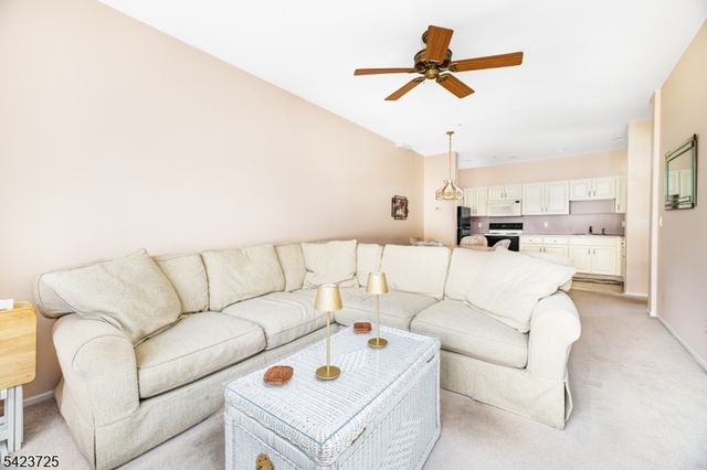 9211 Richmond Rd 211, West Milford Twp., NJ 07480