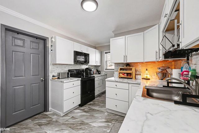 1507 Elk Street, Port Huron, MI 48060