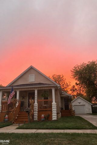 1507 Elk Street, Port Huron, MI 48060