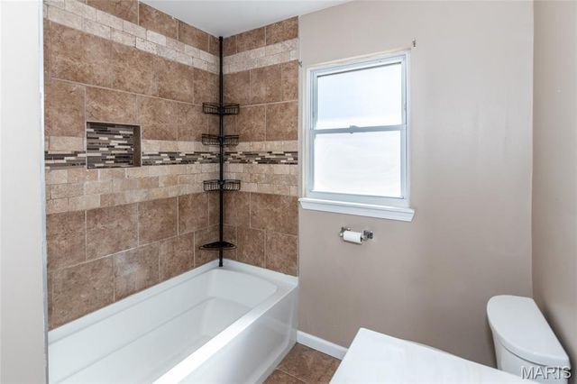 7824 Decatur Drive, St Louis, MO 63123