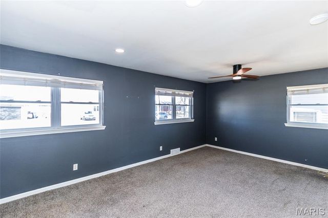 7824 Decatur Drive, St Louis, MO 63123