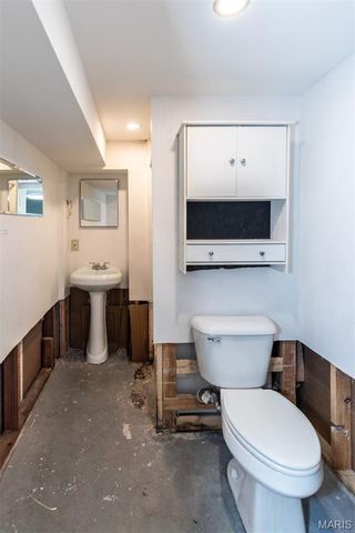 7824 Decatur Drive, St Louis, MO 63123