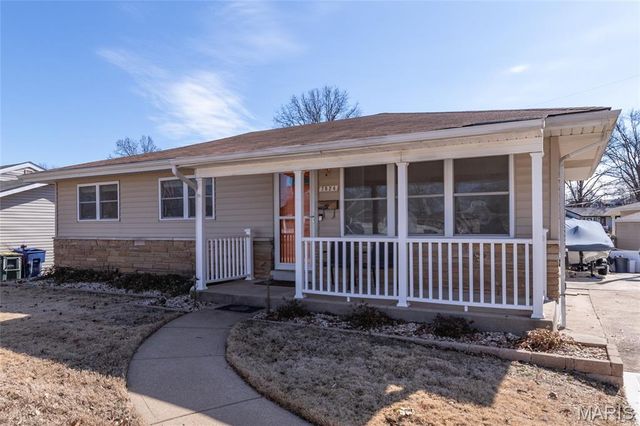 7824 Decatur Drive, St Louis, MO 63123