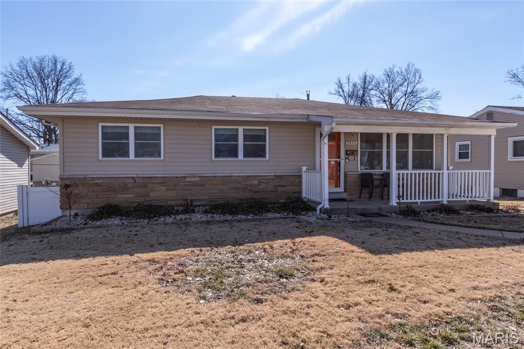 7824 Decatur Drive, St Louis, MO 63123