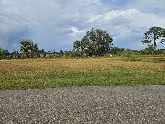 2137 NE 27th Street, Cape Coral, FL 33909