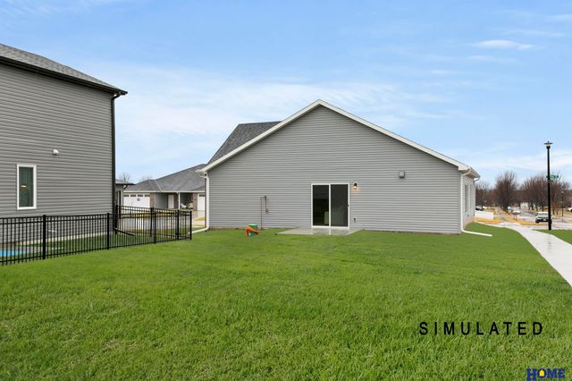 5802 S 94th Street, Lincoln, NE 68526