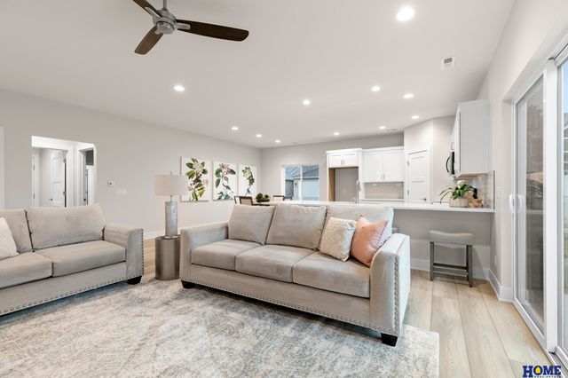 5802 S 94th Street, Lincoln, NE 68526