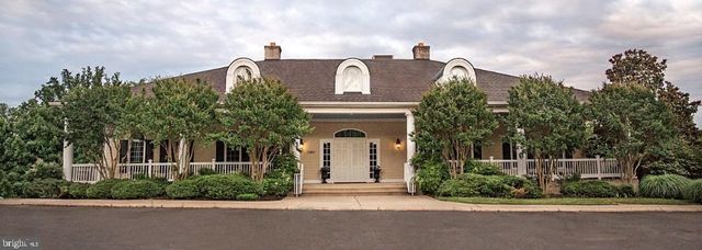 4619 BEAUFONT SPRING CT, Woodbridge, VA 22192