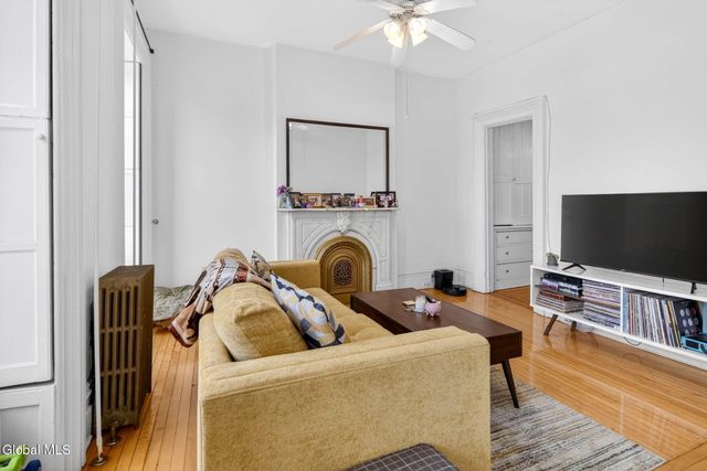 490 Madison Avenue, Albany, NY 12208