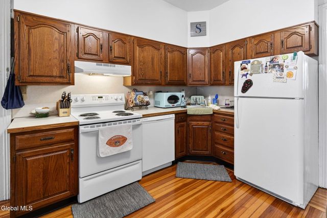 490 Madison Avenue, Albany, NY 12208