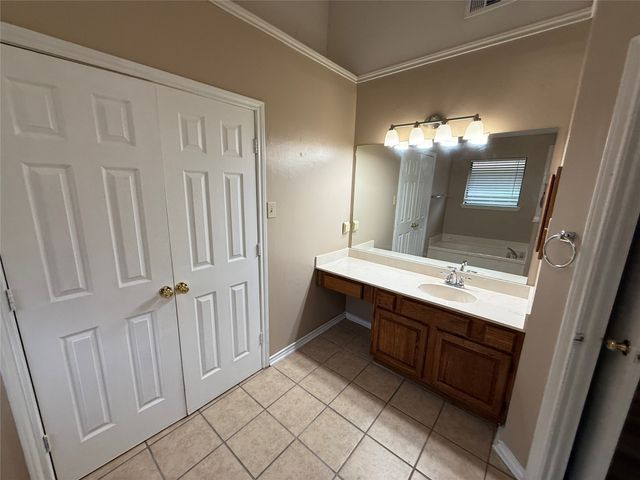 1022 Wendell Way, Garland, TX 75043