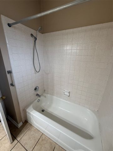 1022 Wendell Way, Garland, TX 75043