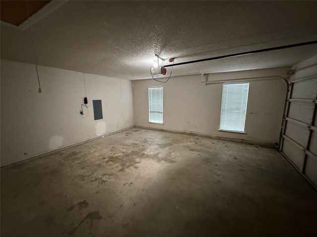 1022 Wendell Way, Garland, TX 75043