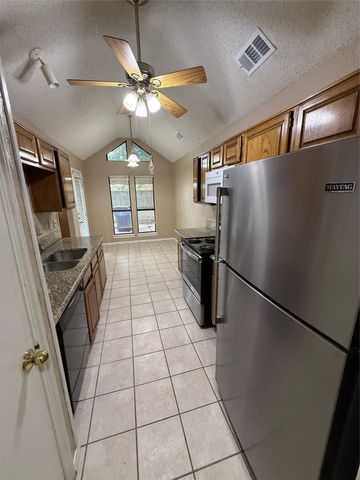 1022 Wendell Way, Garland, TX 75043