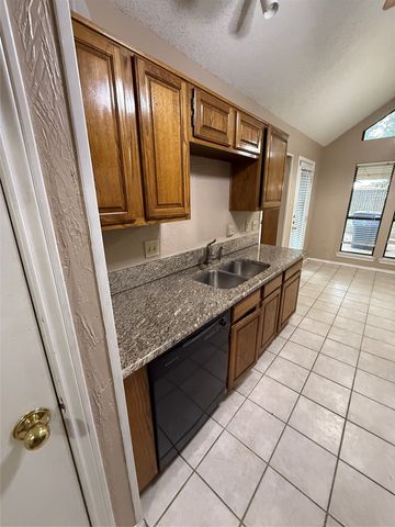 1022 Wendell Way, Garland, TX 75043