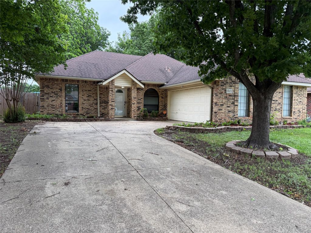 1022 Wendell Way, Garland, TX 75043