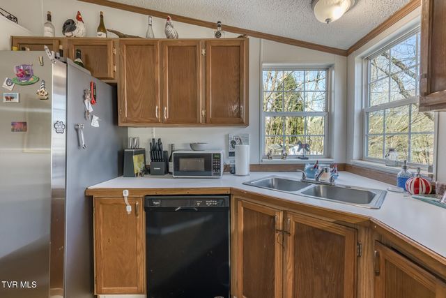 1424 Reedy Creek Road, Bristol, TN 37620