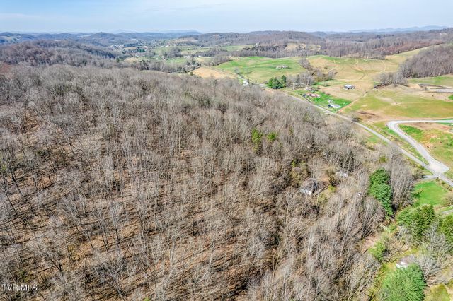1424 Reedy Creek Road, Bristol, TN 37620