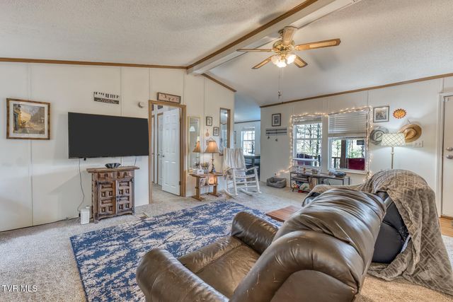 1424 Reedy Creek Road, Bristol, TN 37620