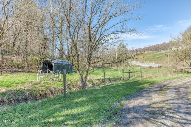 1424 Reedy Creek Road, Bristol, TN 37620