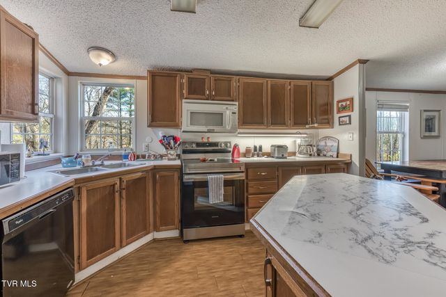 1424 Reedy Creek Road, Bristol, TN 37620