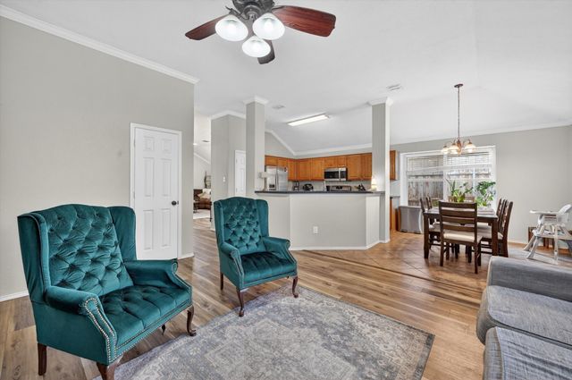 3208 Cliff Oaks Drive, Corinth, TX 76210
