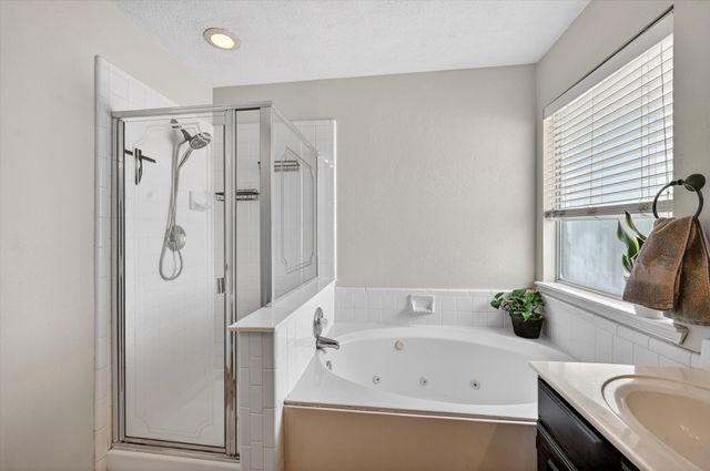 3208 Cliff Oaks Drive, Corinth, TX 76210