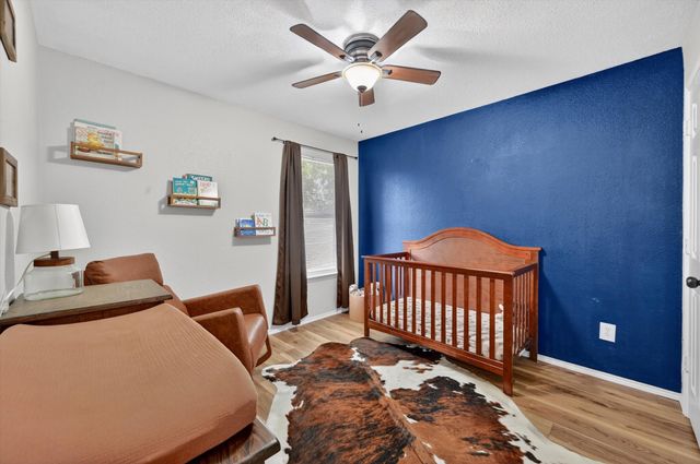 3208 Cliff Oaks Drive, Corinth, TX 76210