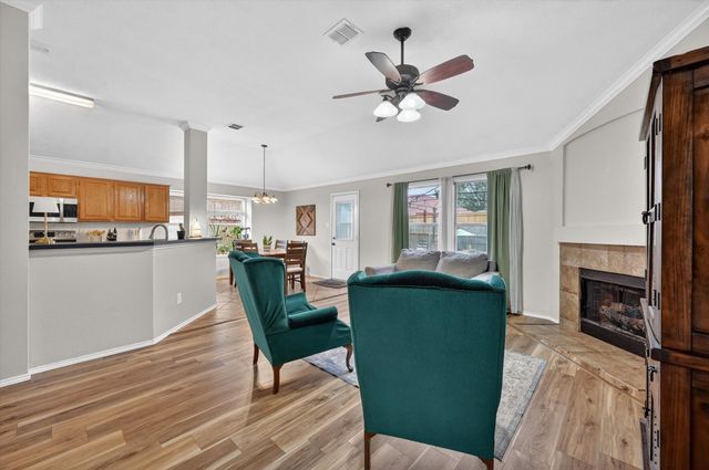 3208 Cliff Oaks Drive, Corinth, TX 76210