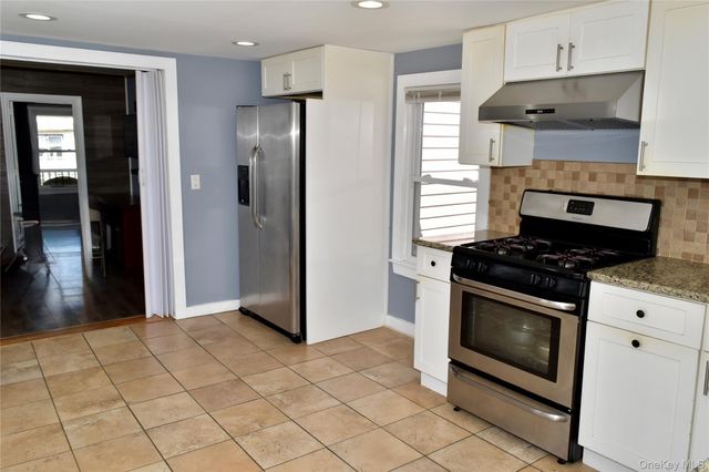 32 Pearl Street, Patchogue, NY 11772