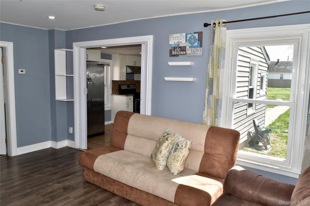 32 Pearl Street, Patchogue, NY 11772