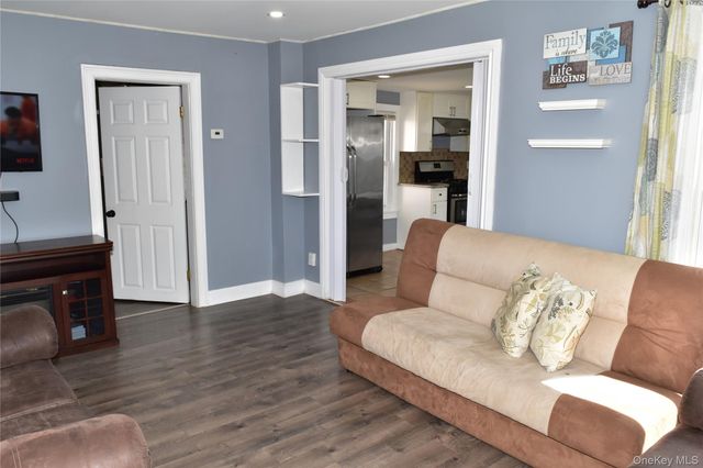 32 Pearl Street, Patchogue, NY 11772