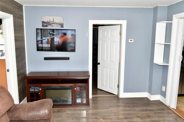 32 Pearl Street, Patchogue, NY 11772