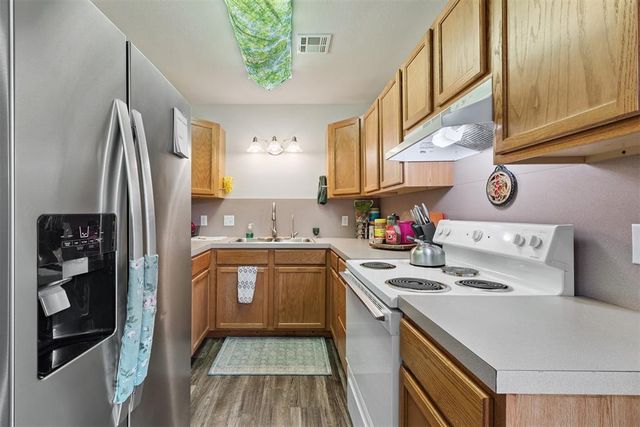 2221 Timbercrest Drive, Stillwater, OK 74075