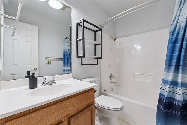 2221 Timbercrest Drive, Stillwater, OK 74075