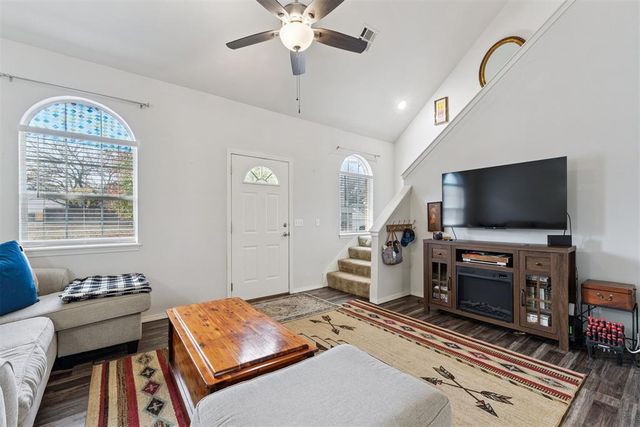 2221 Timbercrest Drive, Stillwater, OK 74075