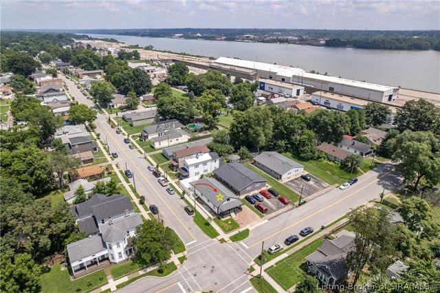 236 Meigs Avenue, Jeffersonville, IN 47130