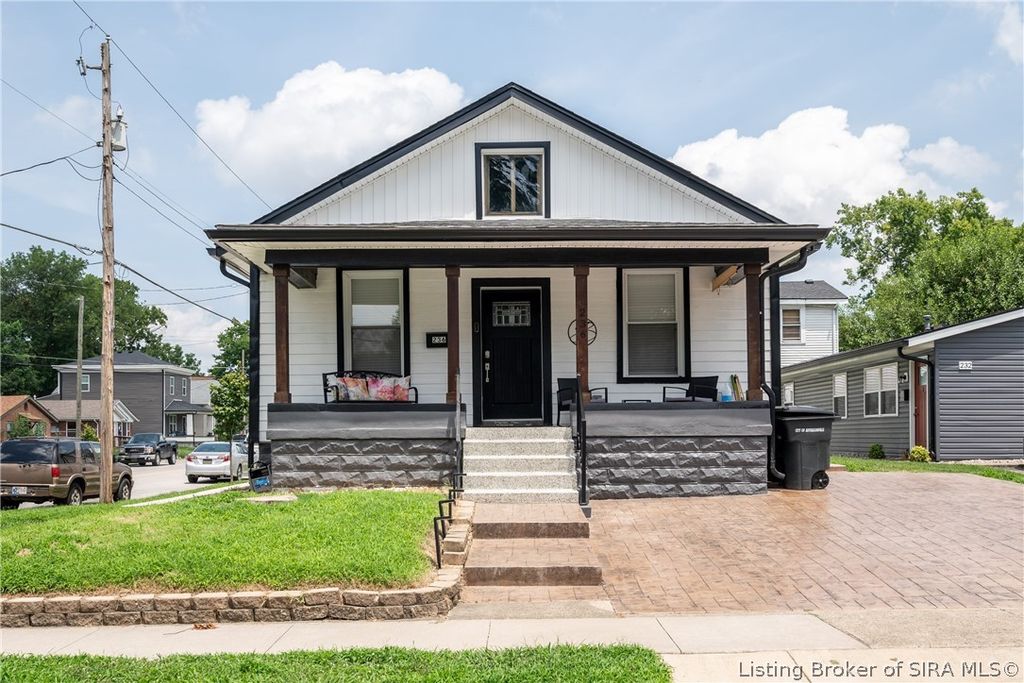 236 Meigs Avenue, Jeffersonville, IN 47130
