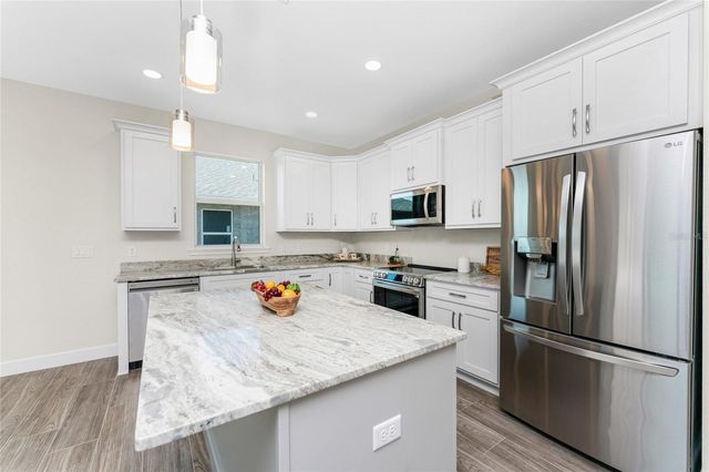 399 SUNSET ROAD N, Rotonda West, FL 33947