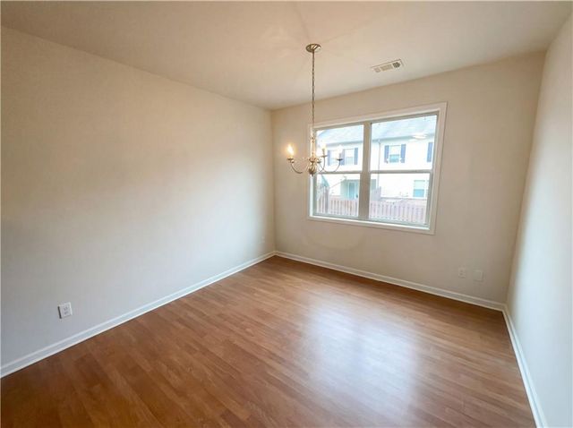 432 Fern Bay SW Drive 313, Atlanta, GA 30331