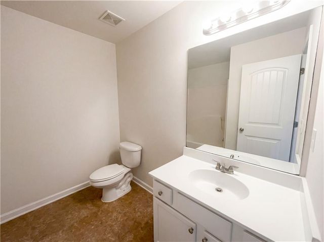 432 Fern Bay SW Drive 313, Atlanta, GA 30331