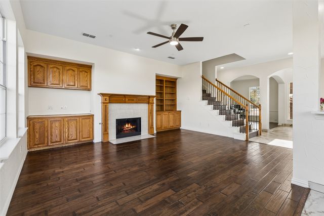 7101 Dutch Elm Court, Garland, TX 75044