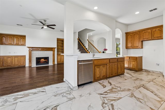 7101 Dutch Elm Court, Garland, TX 75044