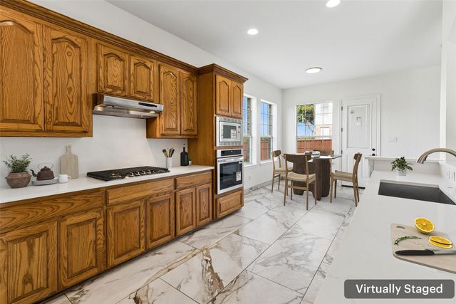 7101 Dutch Elm Court, Garland, TX 75044