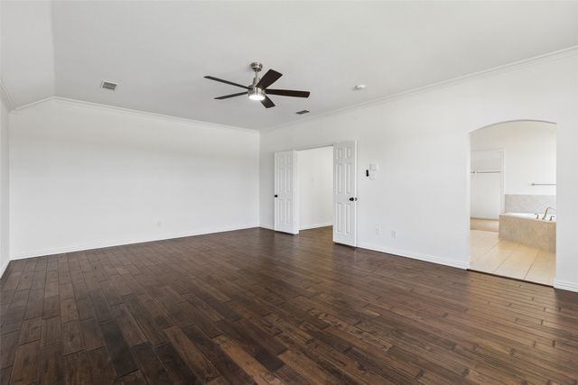 7101 Dutch Elm Court, Garland, TX 75044