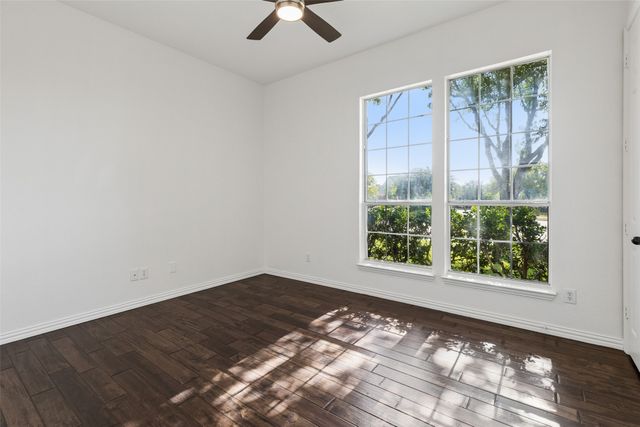 7101 Dutch Elm Court, Garland, TX 75044