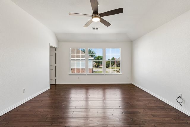 7101 Dutch Elm Court, Garland, TX 75044